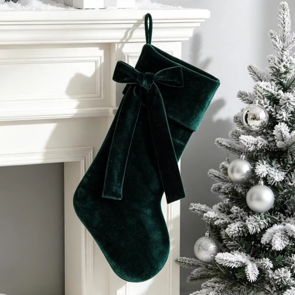 Christmas Stocking Hanging - Chaussette de Noël en velours couleur